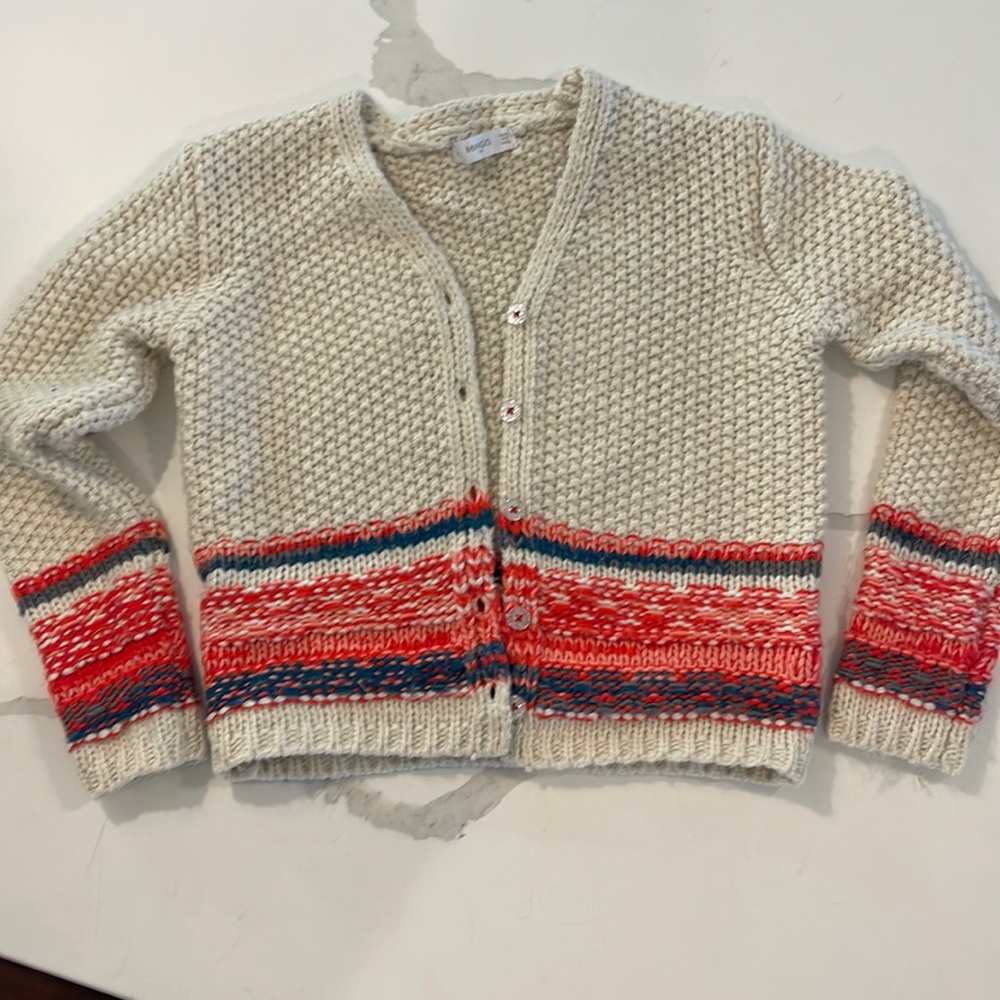 Mango kids size 9 to 10 cardigan 💯Acrylic knitted cardigan, front door 🧶